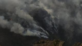 El incendio de Carballeda de Valdeorras (Ourense) quema ya más de 500 hectáreas