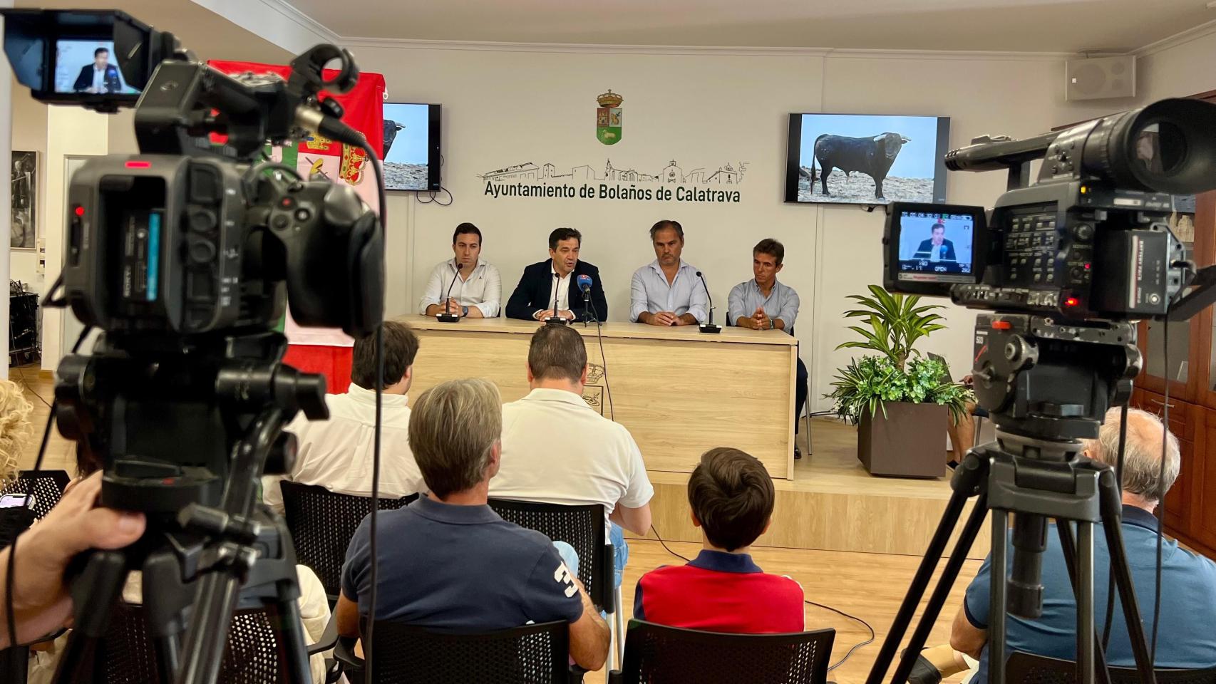 Presentación de la corrida de toros.