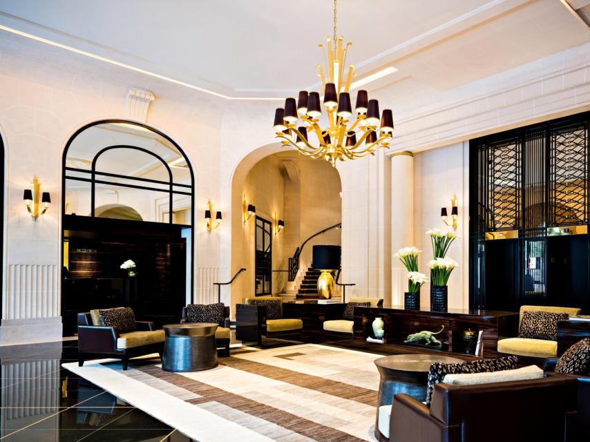El 'lobby' del Prince de Galles (A Luxury Collection Hotel) de París.