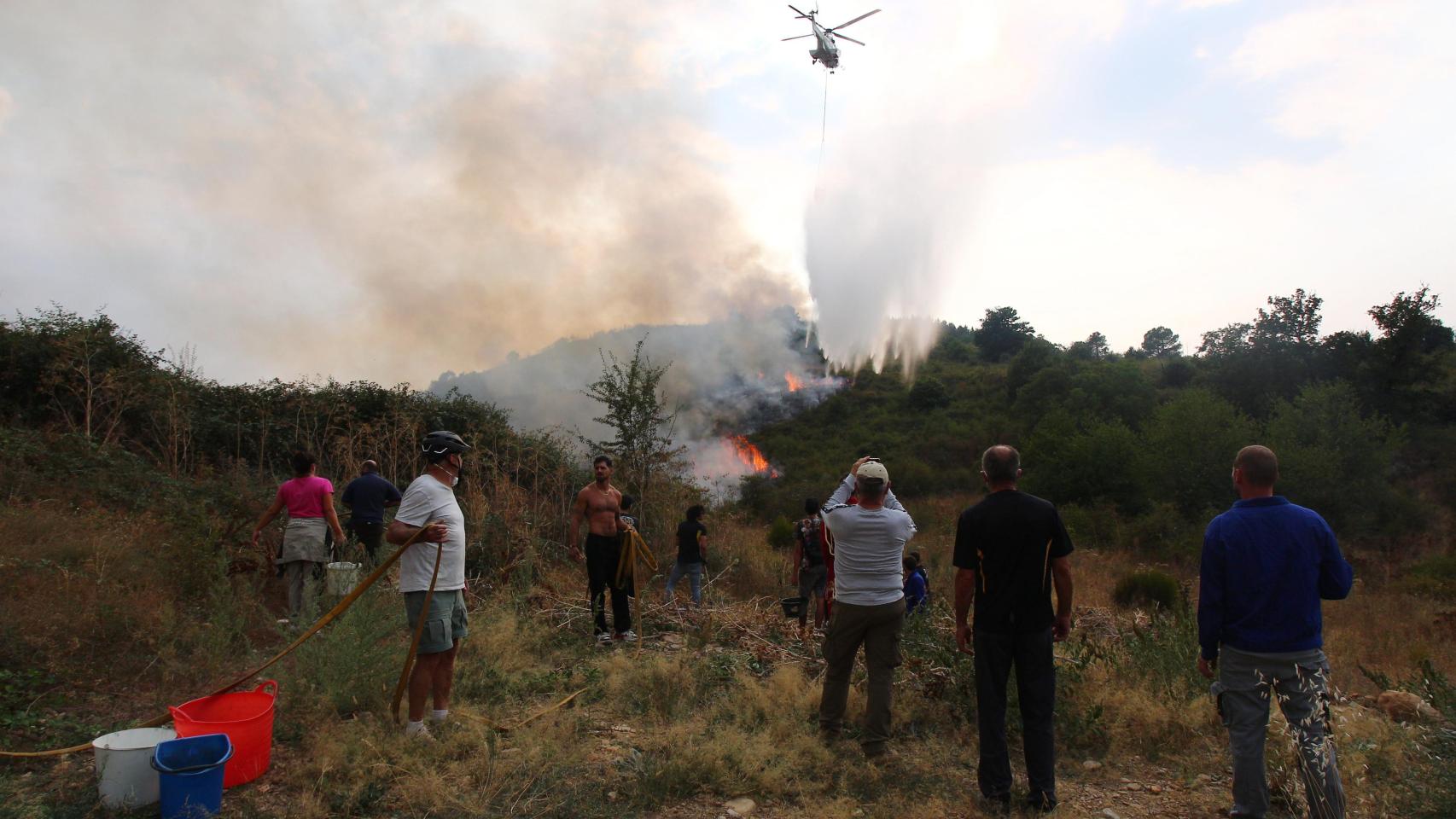 Imagen de archivo del incendio forestal en Molinaseca (León)