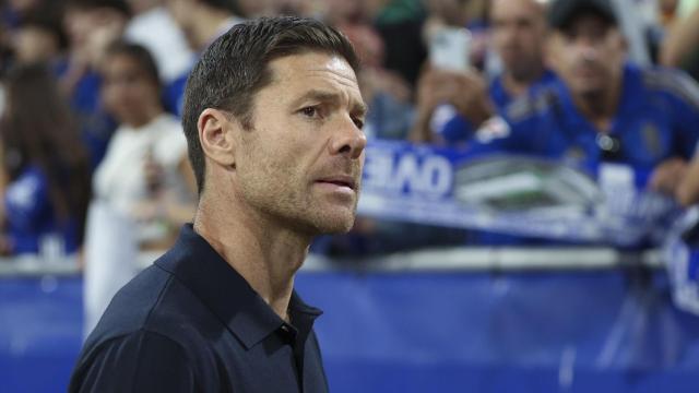 Xabi Alonso, en el estadio Carlos Tartiere