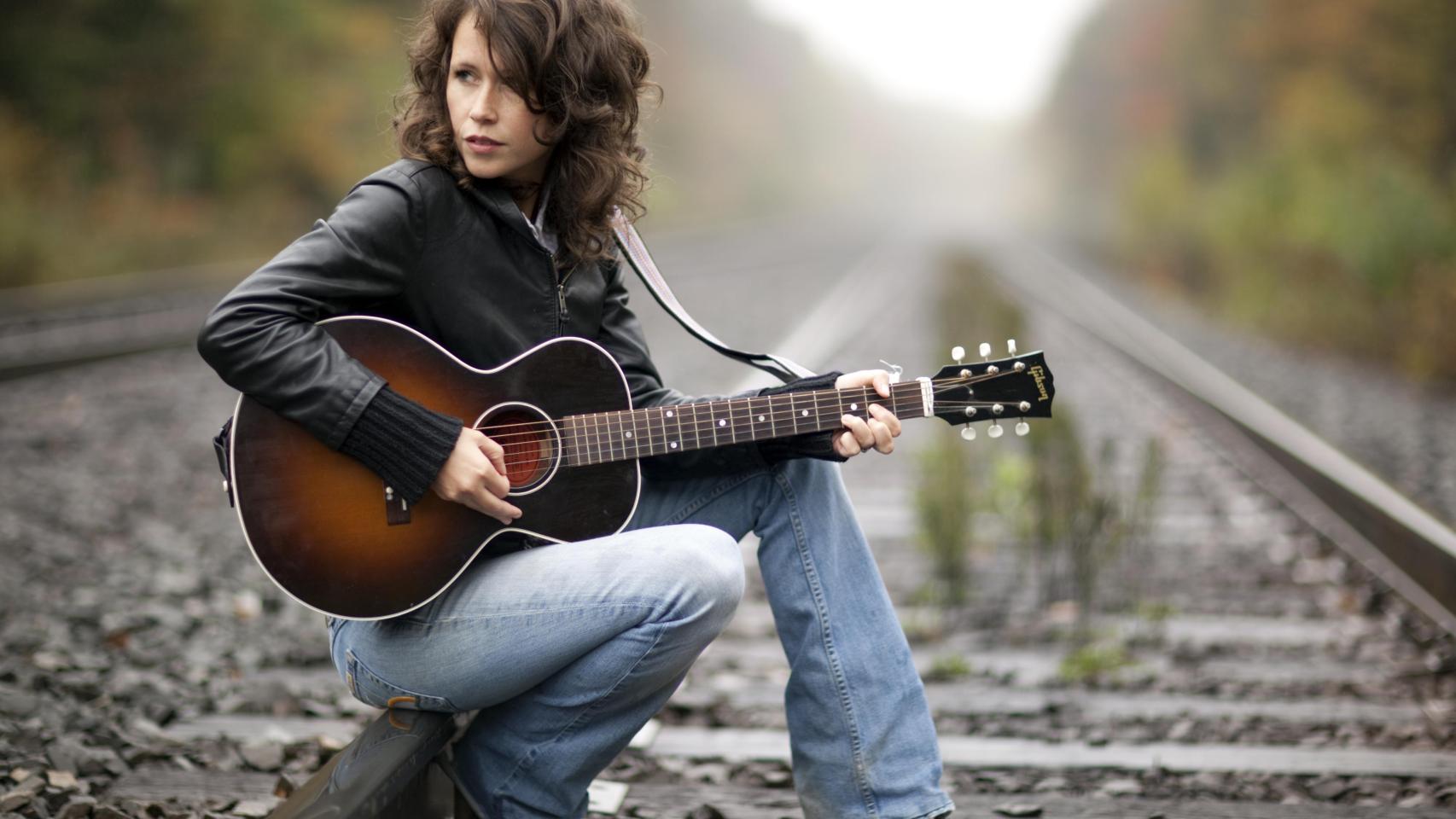 La nieta de Woody Guthrie, Sarah Lee Guthrie llega a Monte Alto acompañda por dos bisnietas del gran patriarca del folk americano.