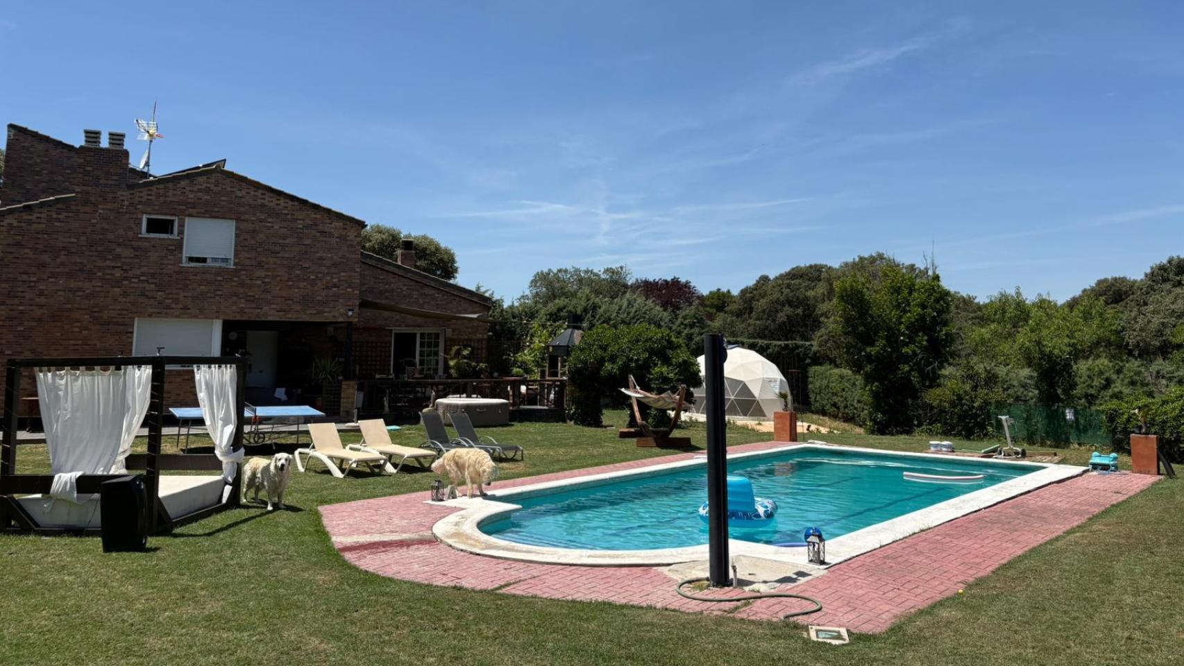 Piscina de Juan Carlos