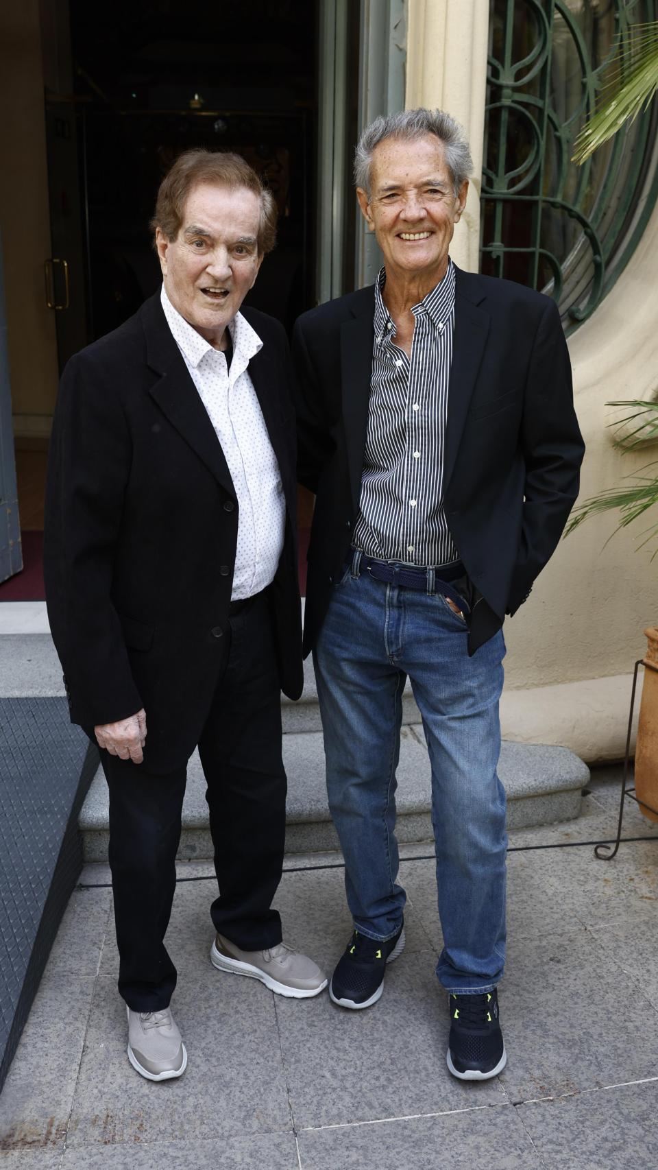 Manolo de la Calva y Ramón Arcusa, el día del premio, en 2024.