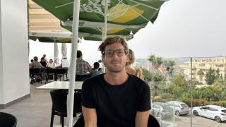 Iñaki Gijón, el videógrafo viral en redes que dibuja una Málaga cotidiana: "Yo solo salía con la cámara a ver qué encontraba"