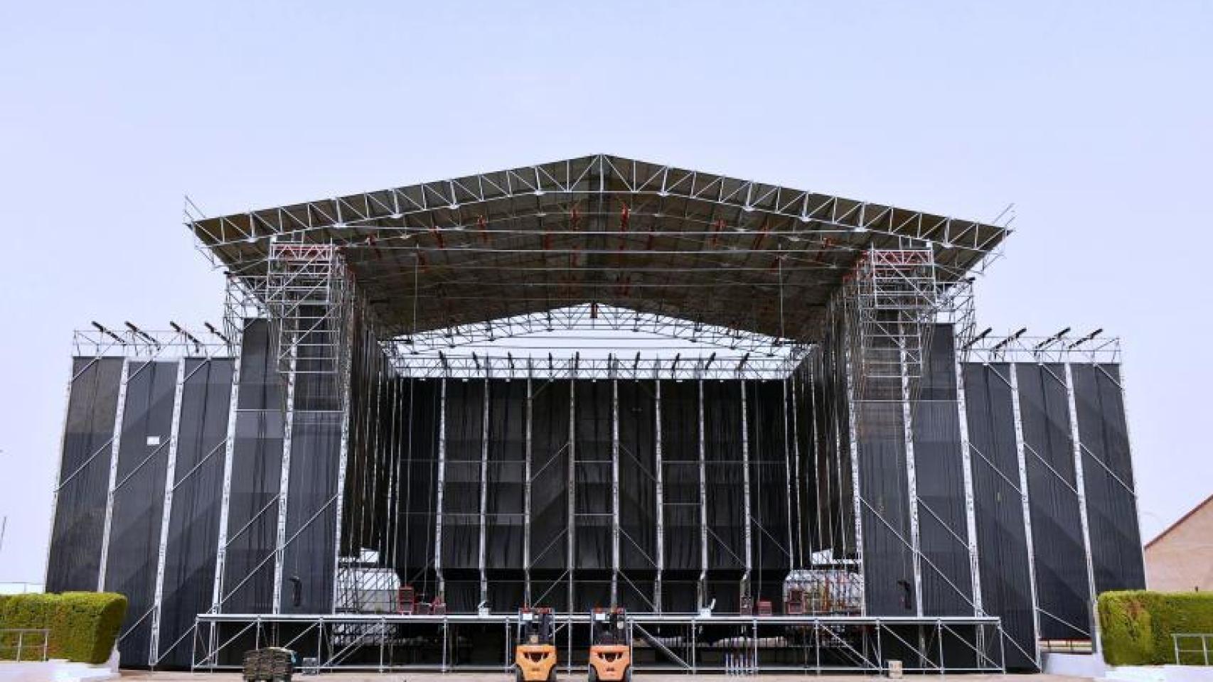 Escenario instalado en el Auditorio Municipal de Daimiel.