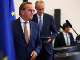 Alemania aprueba un proyecto de ley para ampliar su ejército a 260.000 soldados y recuperar la 'mili' voluntaria
