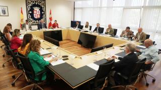 Toda la oposición menos Vox exigirá la dimisión de Mañueco y el PP les acusa de usar el dolor como "arma electoral"