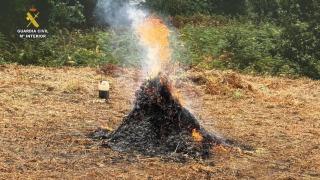 Denunciado un vecino de Cee (A Coruña) por una quema agrícola sin autorización