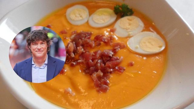 Collage de un plato de salmorejo y el chef Jordi Cruz.