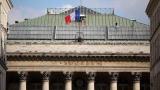 La crisis política de Francia 'estropea' la mayor ventaja en dos décadas que la bolsa europea saca a Wall Street