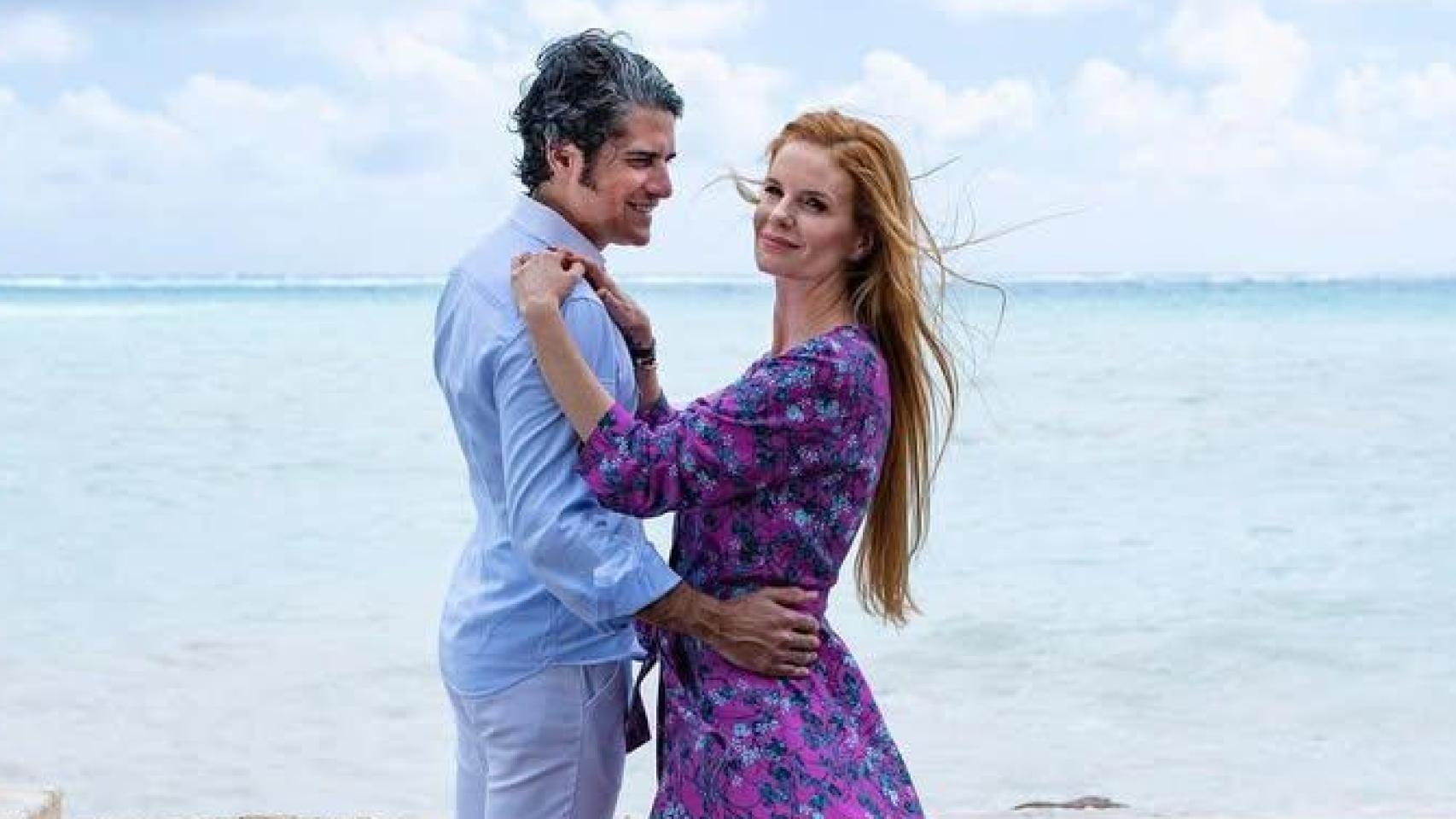 Olivia de Borbón y su marido en una fotografía de sus redes sociales.