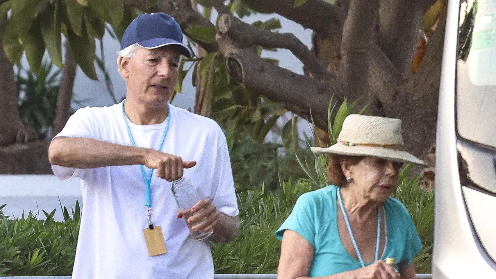 Patricia Llosa y Álvaro Vargas Llosa, en una fotografía realizada en Marbella el pasado 17 de agosto.