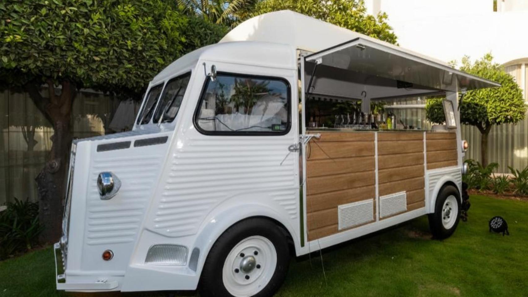 El espacio para la marca Tulumita en el jardín del hotel.