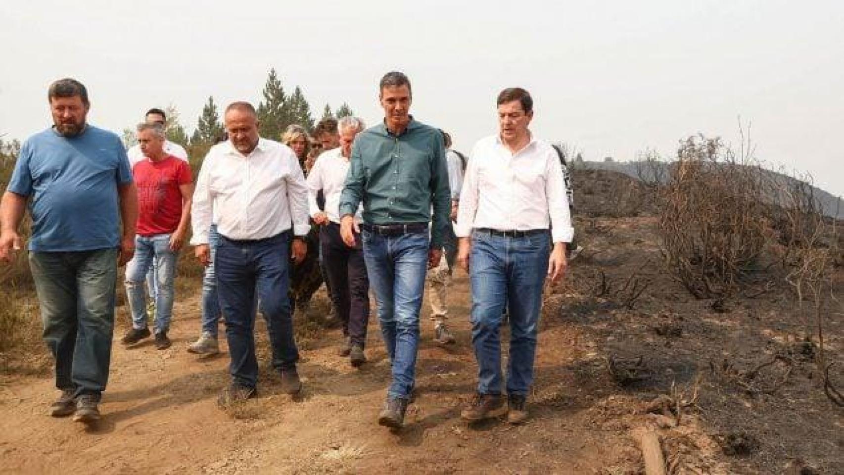 Sánchez necesita un buen resultado de Vox en Andalucía y Castilla y León para presentar a Feijóo como rehén de los ultras
