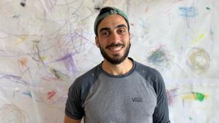 De camarero en Burgos a maestro en una escuela infantil alemana: “Volver supone un sueldo que no da para vivir”
