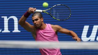 Carlos Alcaraz avanza a octavos de final del US Open después de imponerse a Luciano Darderi en menos de dos horas