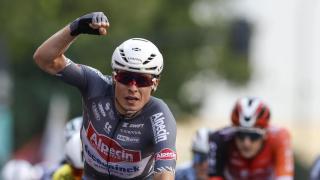 Philipsen se impone por la mínima a Elia Viviani y se lleva su segunda victoria en la octava etapa de La Vuelta