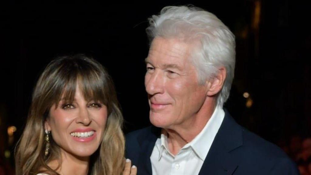 Alejandra Silva y Richard Gere, a imagen de sus redes sociales.