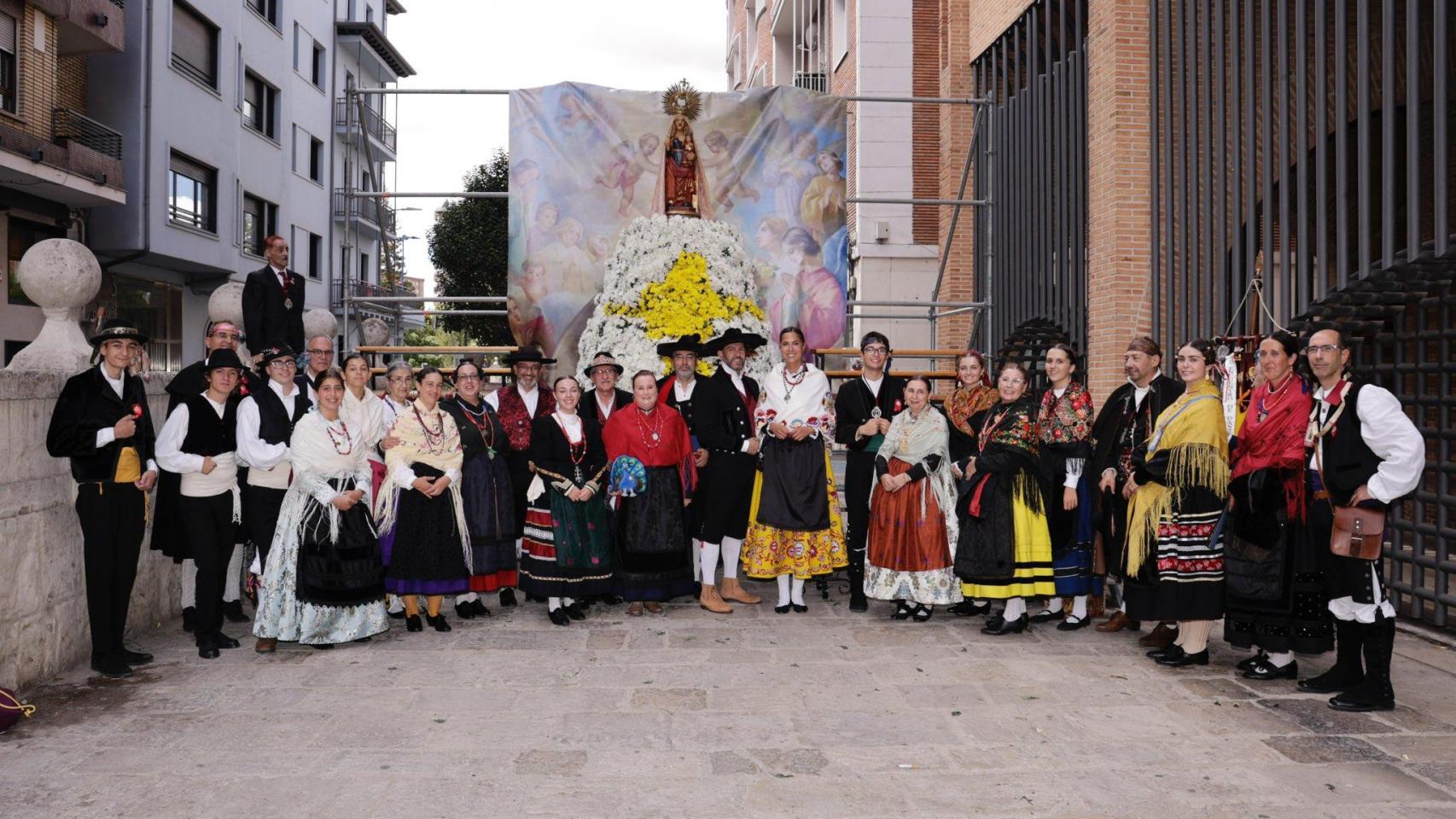 Valladolid celebra este 31 de agosto el Devoto Besapié y Ofrenda Floral a la Virgen de San Lorenzo