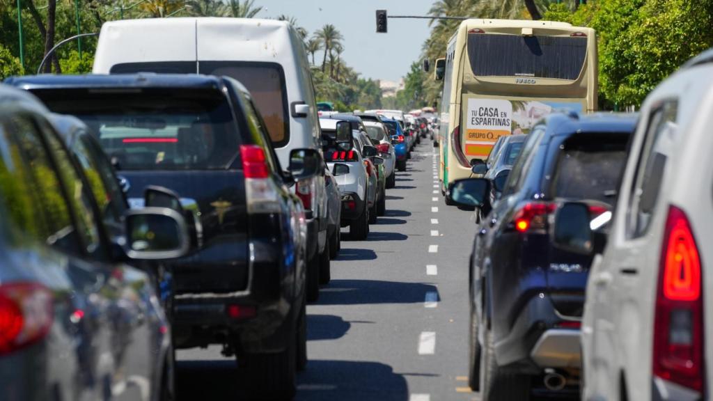 Imagen de archivo de atascos en Sevilla.