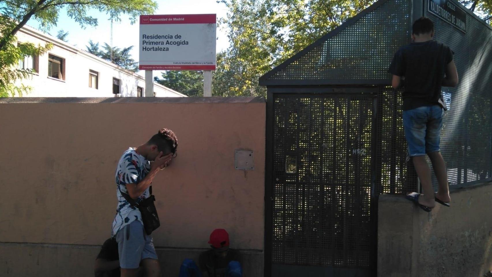 Exteriores del centro de acogida de Hortaleza.