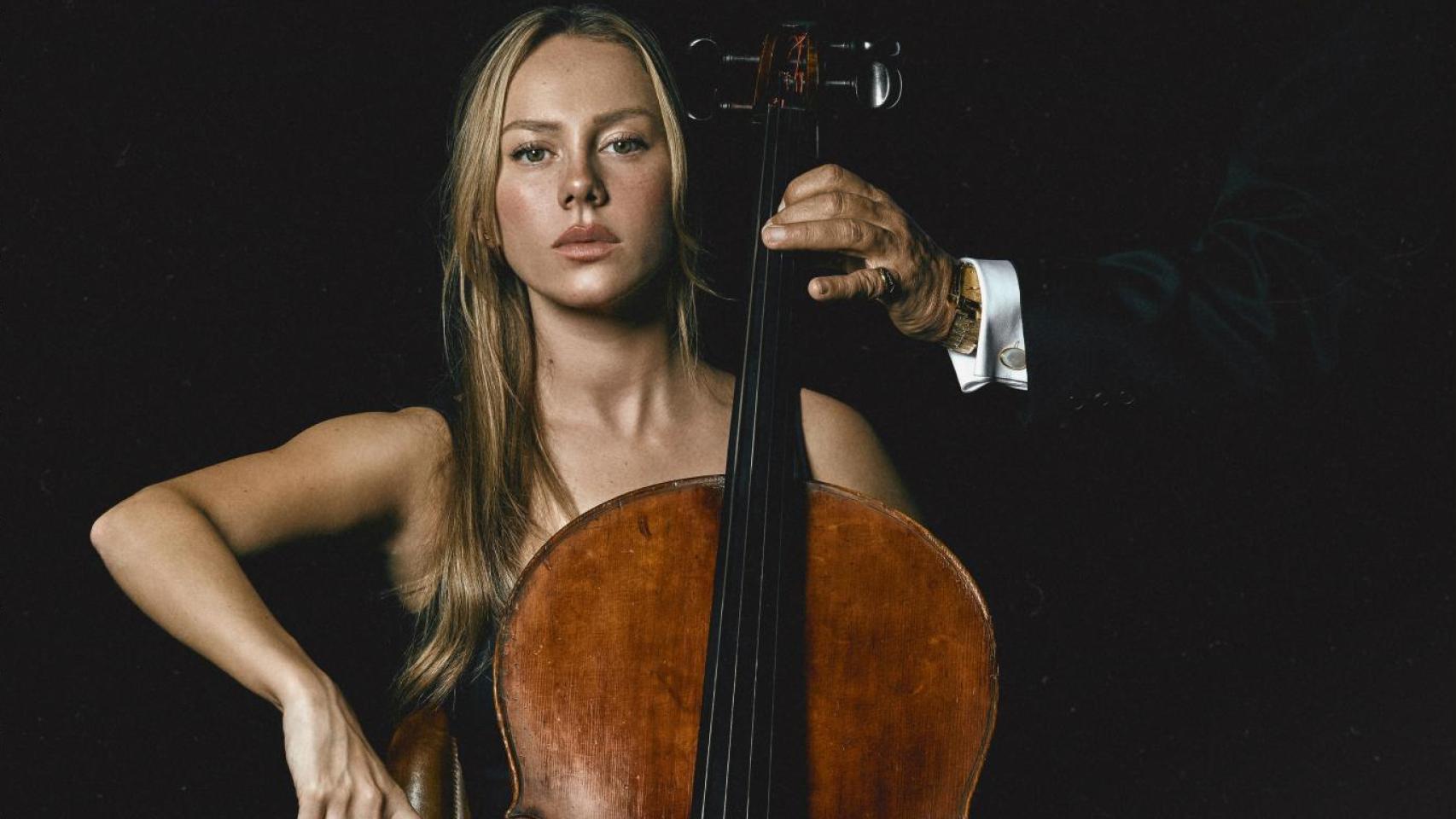 Ester Expósito en una imagen extraída del cartel de la película 'El talento', dirigida por Polo Menárguez.