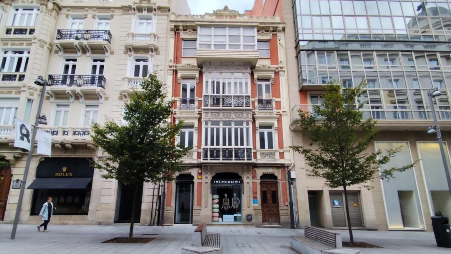 Una galería en el número 6 de la calle Compostela de A Coruña