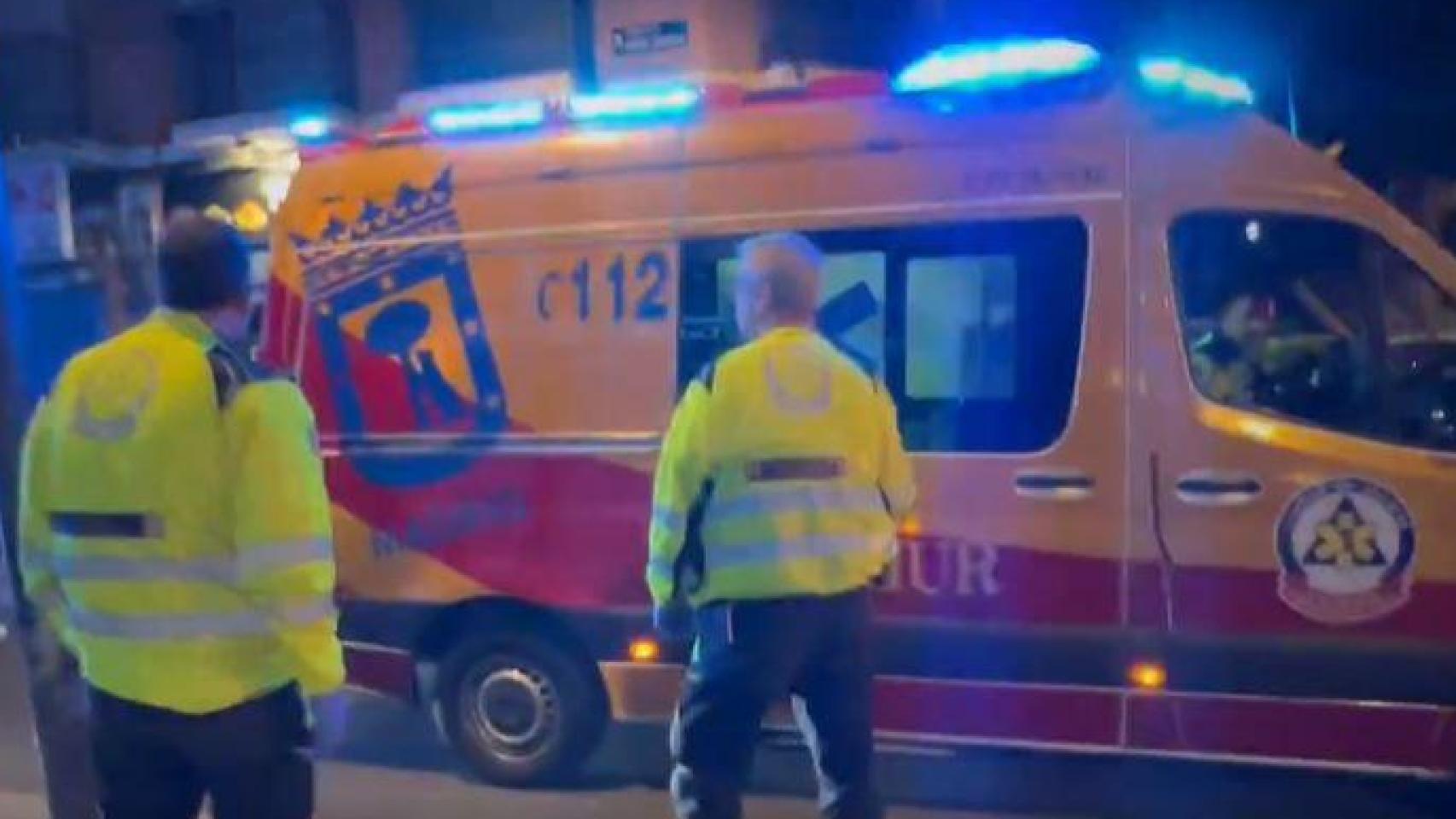 Sanitarios en el lugar del suceso.