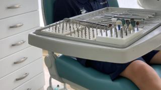 Uno de cada diez españoles con problemas bucodentales no acude al dentista por razones económicas y de espera