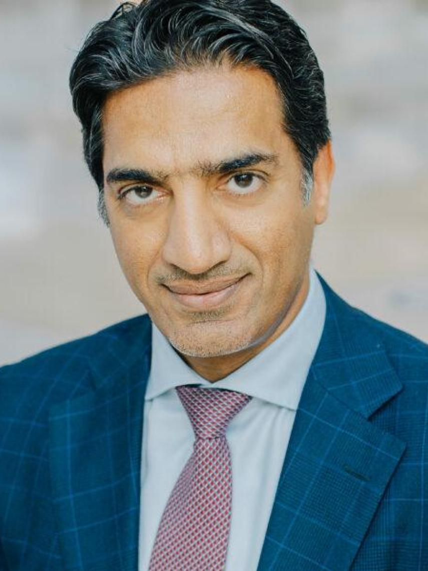 El Dr. Ali Albelooshi es una de las cirugías ortopédicas más prestigiosas de Abu Dhabi.