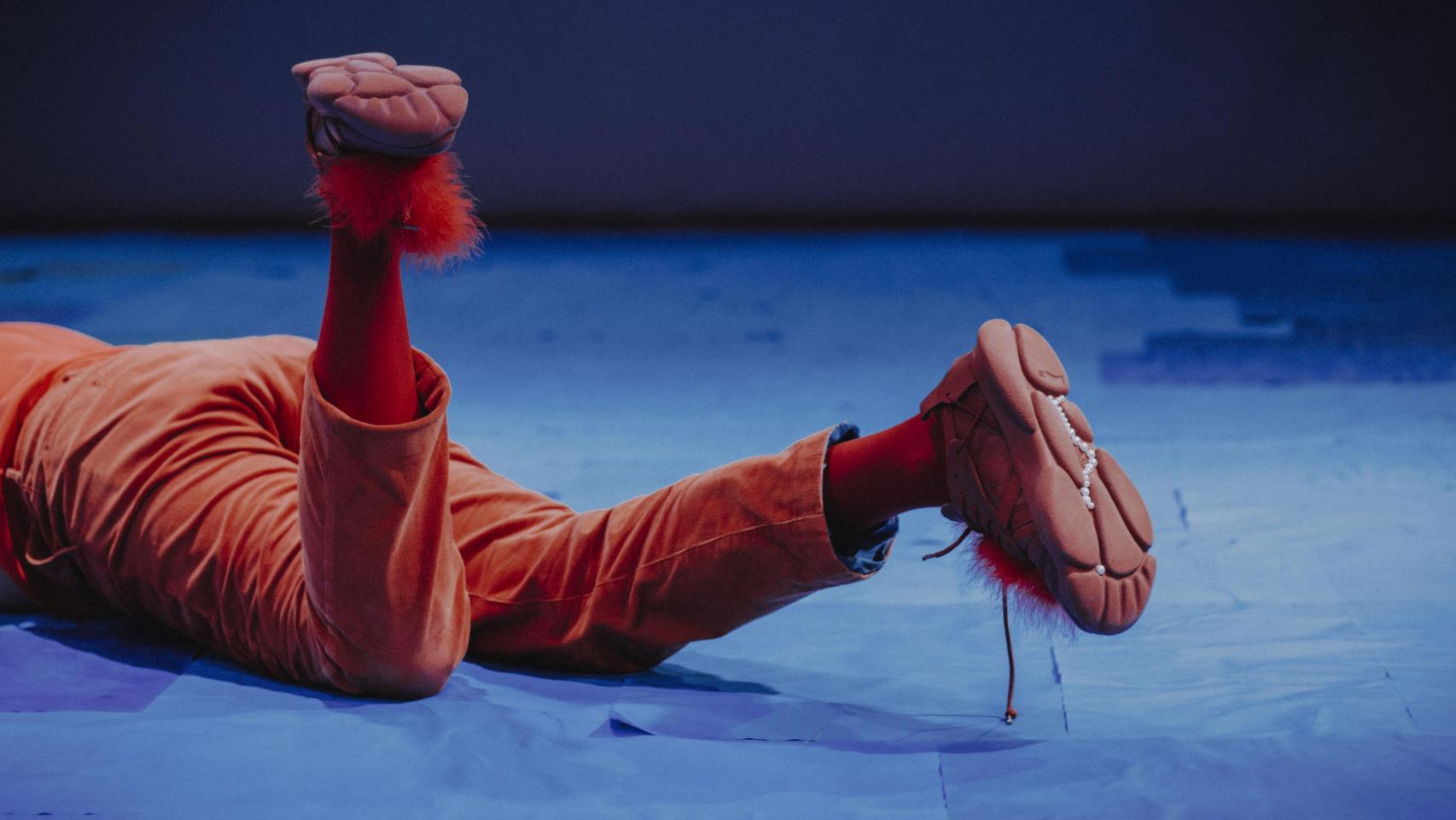 'Cão de sete patas' de Bibi Dória. Foto: Lucas Damiani