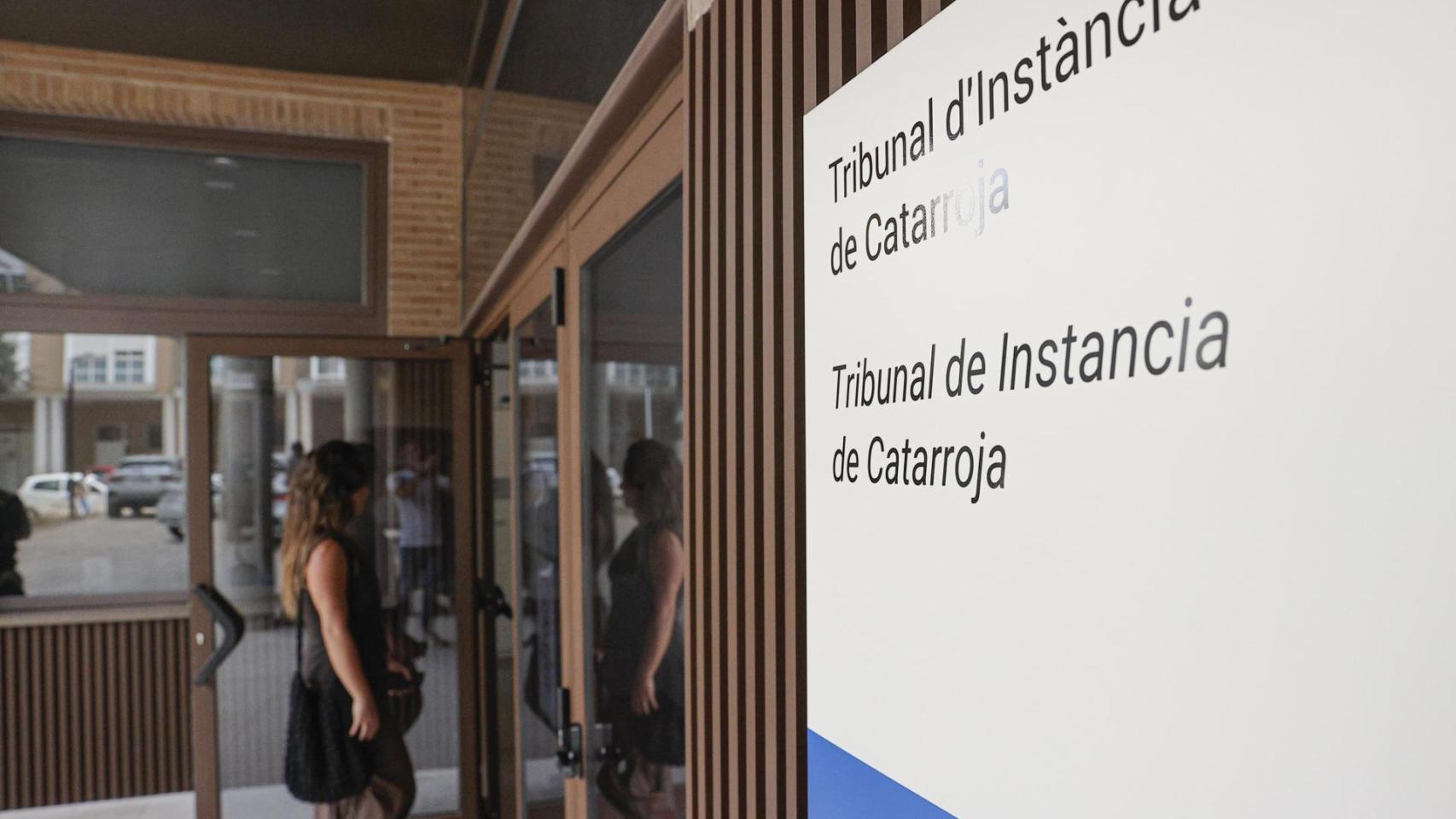 Imagen de los juzgados de Catarroja. EFE / Manuel Bruque