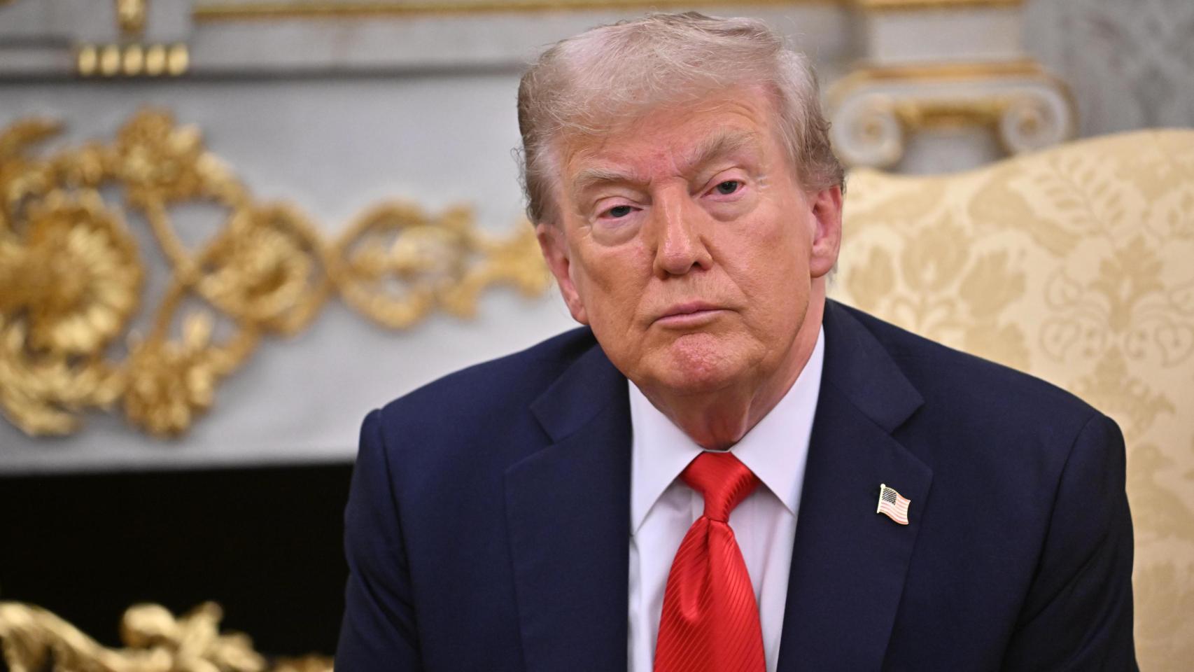 El presidente de Estados Unidos, Donald Trump, en la Oficina Oval de la Casa Blanca en Washington, D. C.