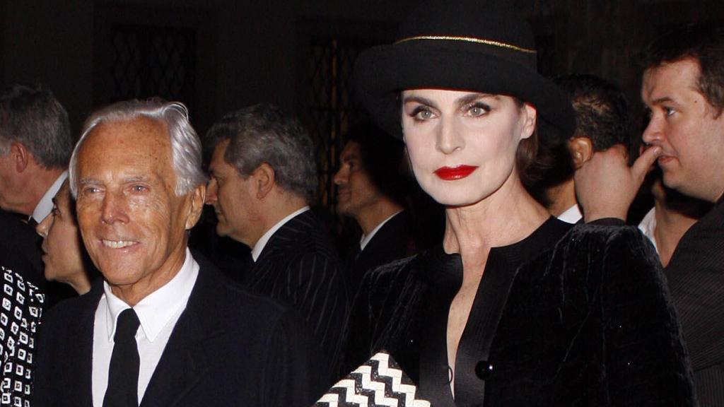 Giorgio Armani y Antonia De'll Atta, en una fotografía de archivo.