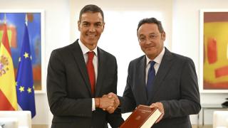 El PP Europeo plantea "activar mecanismos contra España" tras los tres avisos de Bruselas a Sánchez por atacar a los jueces