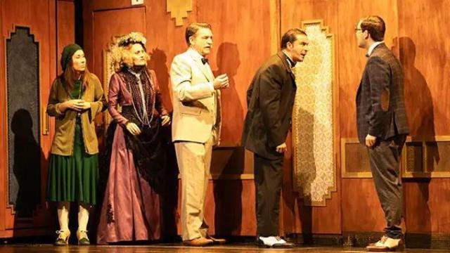 Una de las escenas que se representa durante la obra