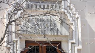 Una joven del área de Vigo logra que se le reconozca casi un año más de derecho a la pensión de orfandad