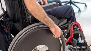 Las CCAA disparan su gasto en atención a la dependencia un 13,8% mientras que el Estado sólo lo eleva un 5,6%