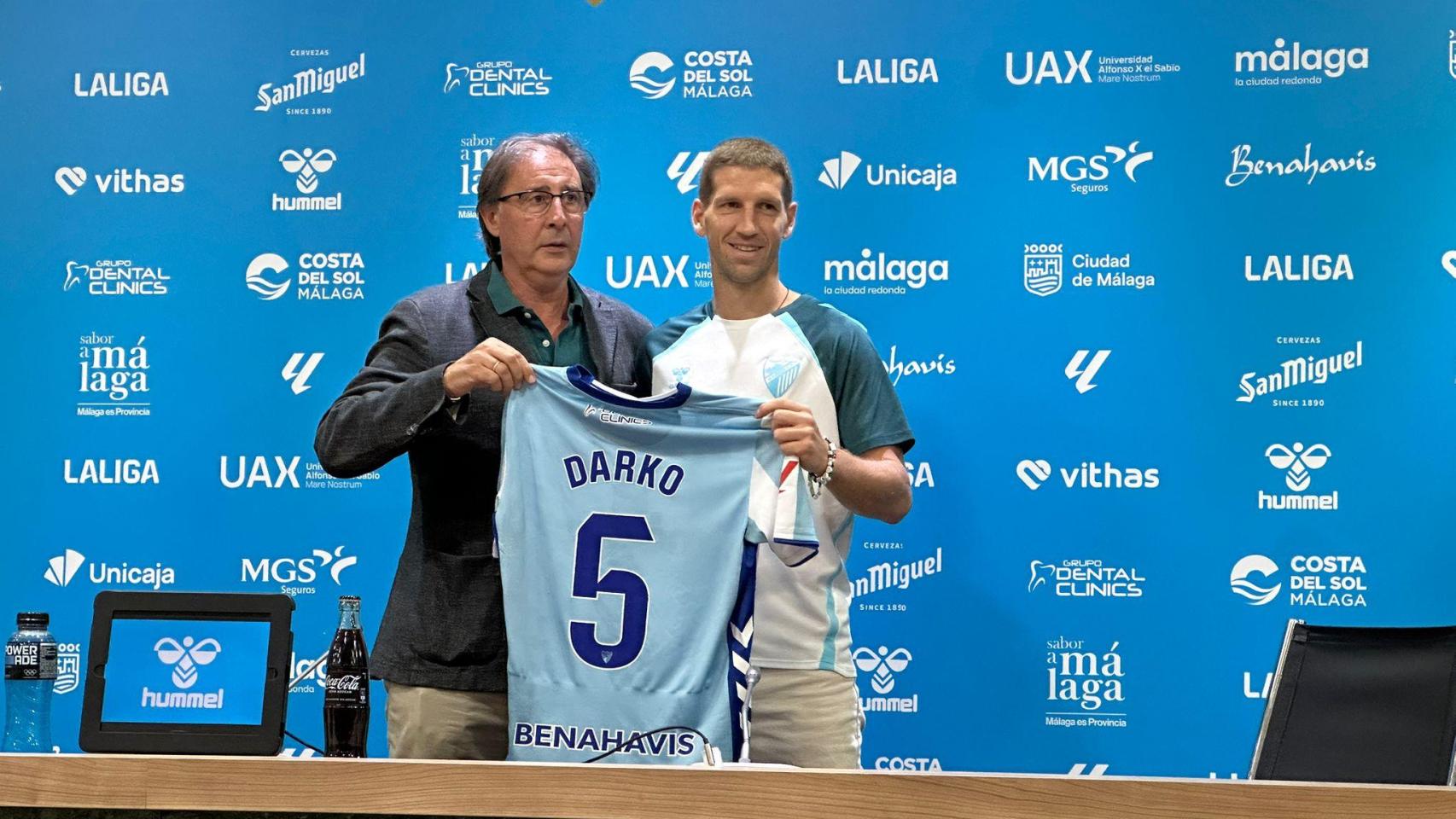 Darko Brašanac luce como nuevo jugador del Málaga CF