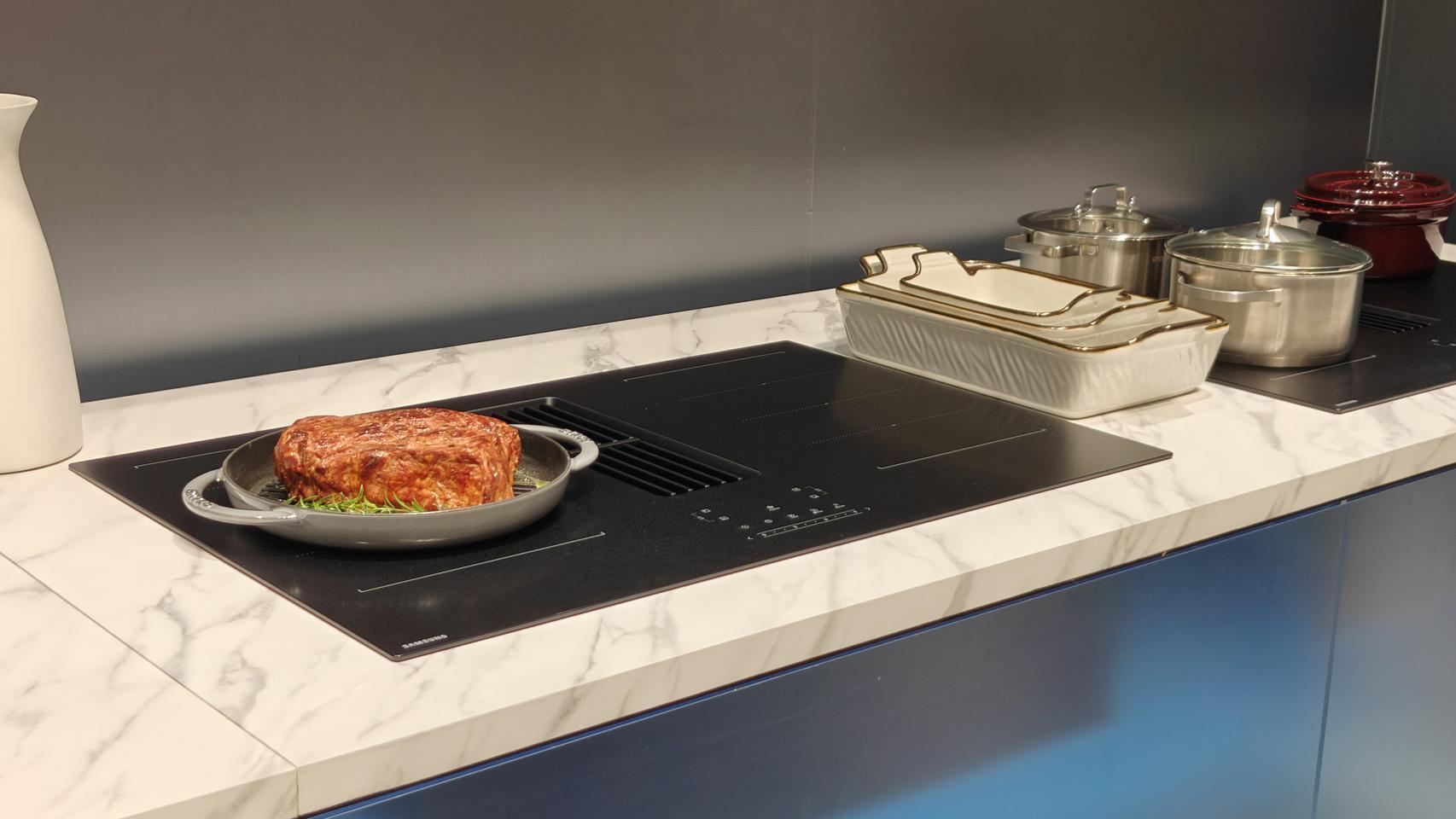 Placa de inducción de Samsung.
