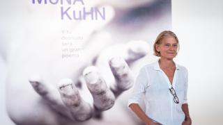 Málaga acoge la primera gran muestra en España de la fotógrafa Mona Kuhn: mañana se la podrá conocer en persona