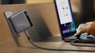 Adiós a quedarte sin batería: el nuevo cargador de Anker es toda una revolución, tiene hasta Bluetooth con su propia app