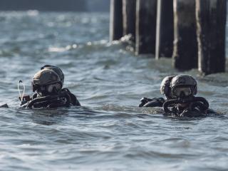 La unidad de los Seals que cazó a Bin Laden intentó colocar escuchas a Kim Jong-un: fracasó y dejó varios civiles muertos
