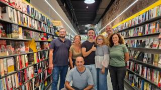 El 'mensaje' de José Antonio Ruiz (Librería Luces) a María Pombo : "Leer me sienta magníficamente, me hace feliz"