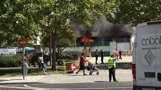 Un incendio obliga a desalojar las casetas regionales de Valladolid: el fuego se ha originado en la de Andalucía