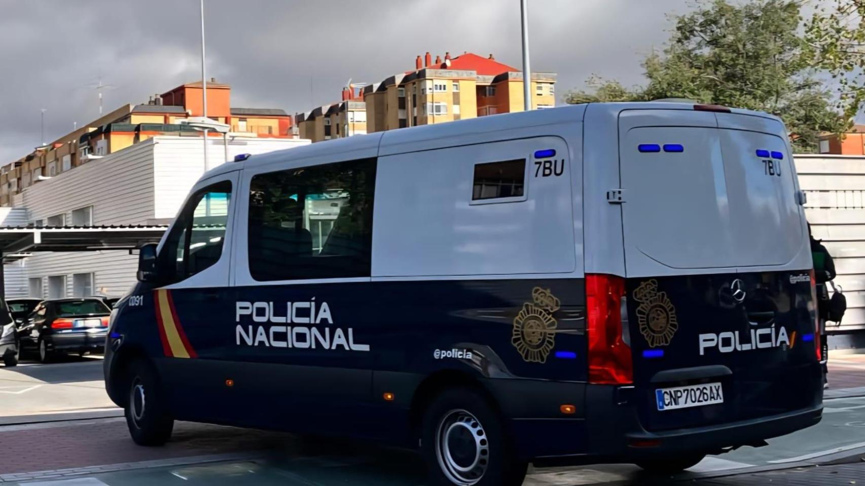 Imagen de una furgoneta de la Policía Nacional
