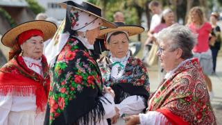El barrio coruñés de Eirís celebra el Día da Familia con una fiesta tradicional