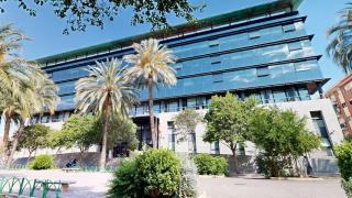Un incendio obliga a cerrar temporalmente la sede central de la Agencia Tributaria Valenciana (ATV)