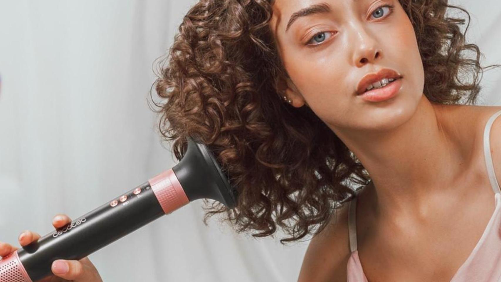 Este otoño solo usarás el moldeador 14 en 1 de Cecotec: lo hace todo, cuida de tu pelo y ahora cuesta 20€ menos